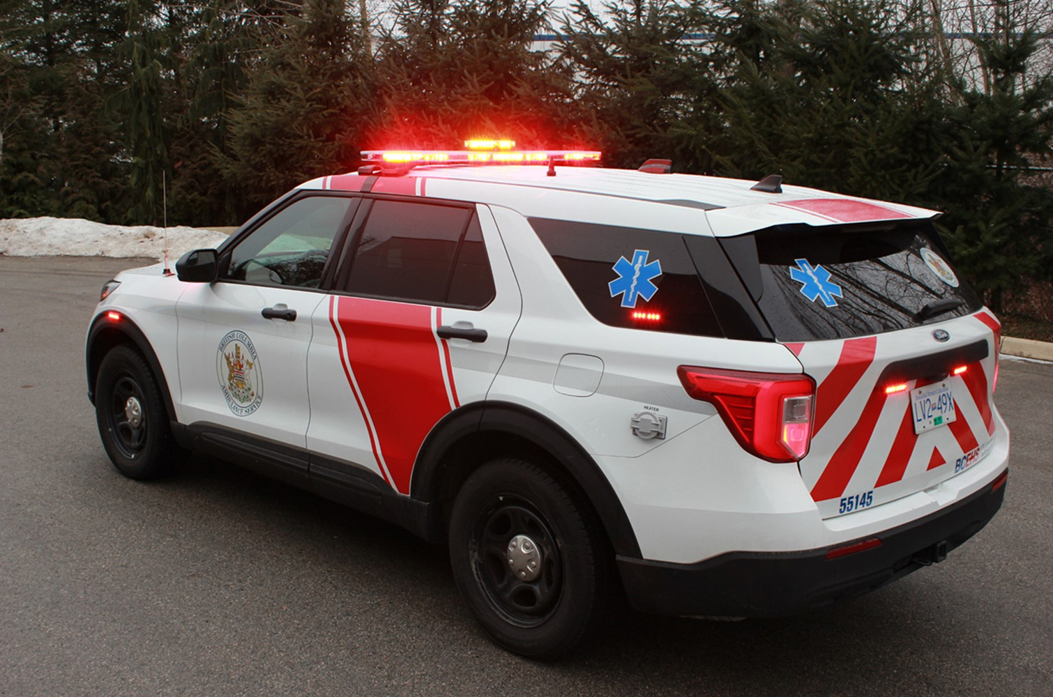 Side view of a emergency vehicle